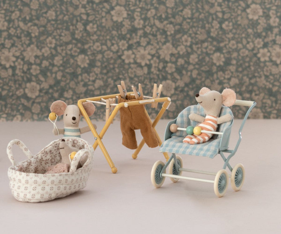 Maileg Stroller, Baby mice - Mint