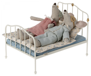 Maileg Bed, Mouse - Off white