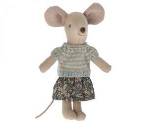 Maileg Knitted sweater and skirt for big sister mouse